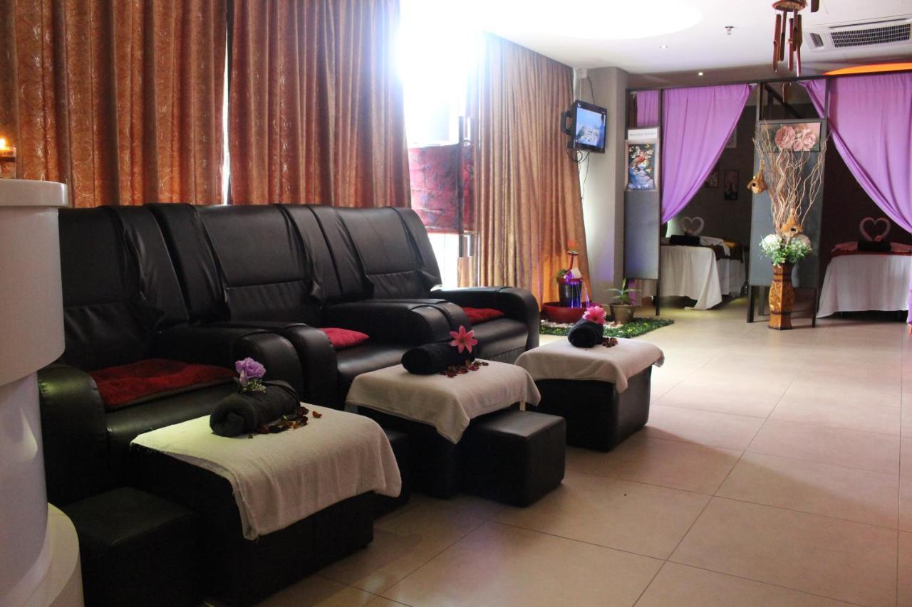 Paradise Spa Hotel Port Dickson Ngoại thất bức ảnh