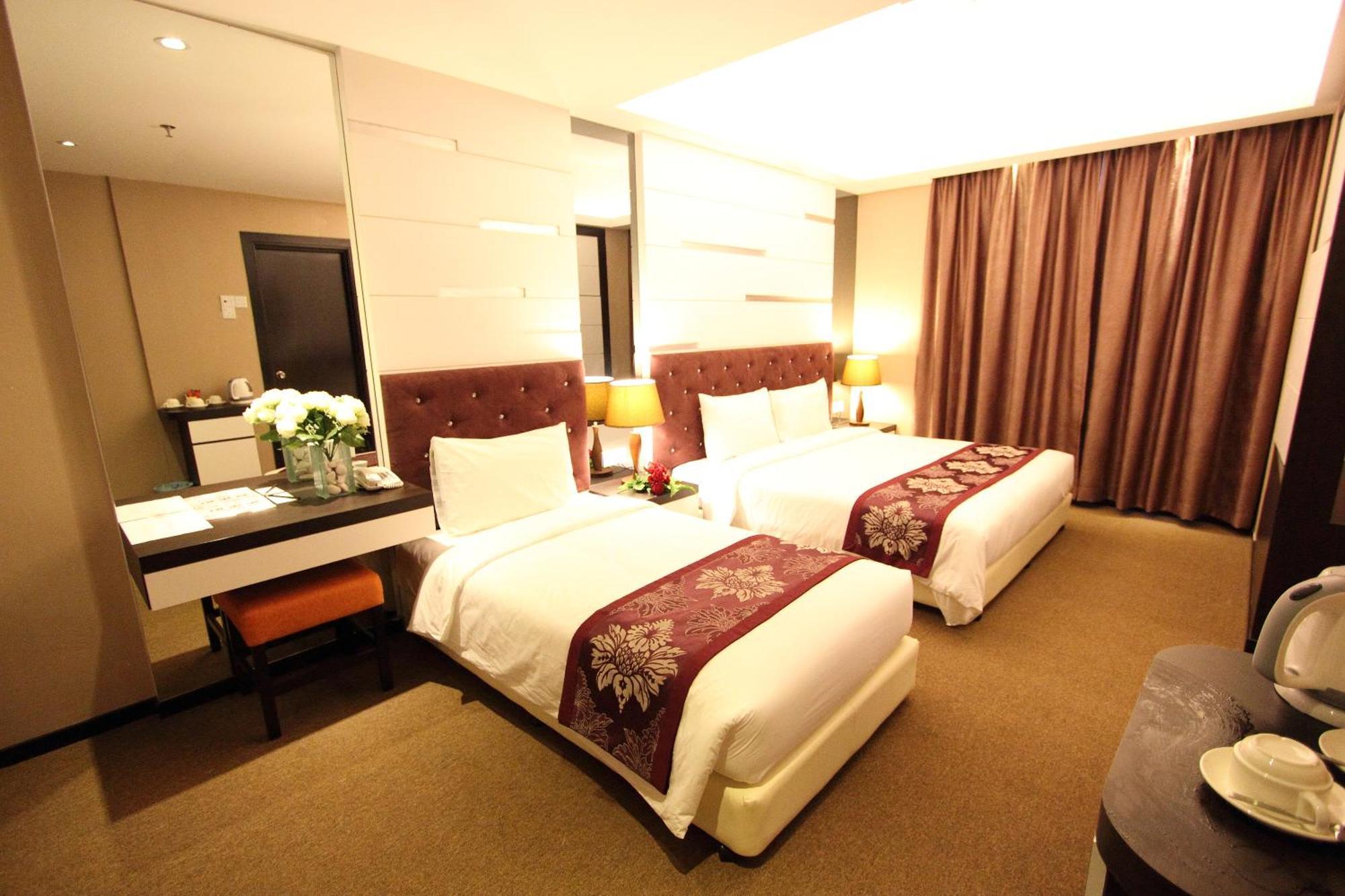 Paradise Spa Hotel Port Dickson Ngoại thất bức ảnh