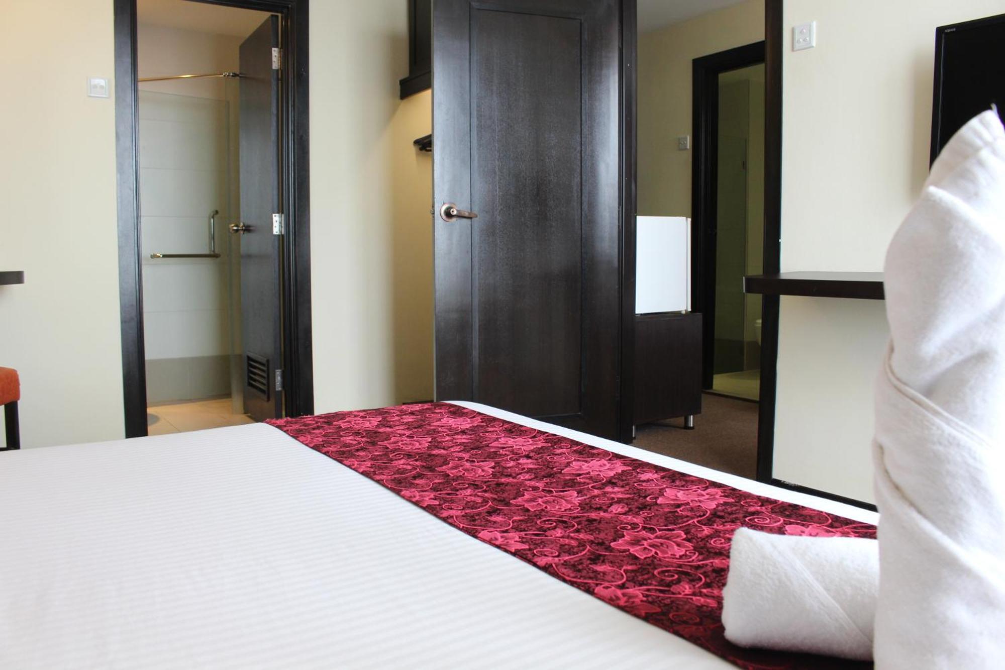 Paradise Spa Hotel Port Dickson Ngoại thất bức ảnh